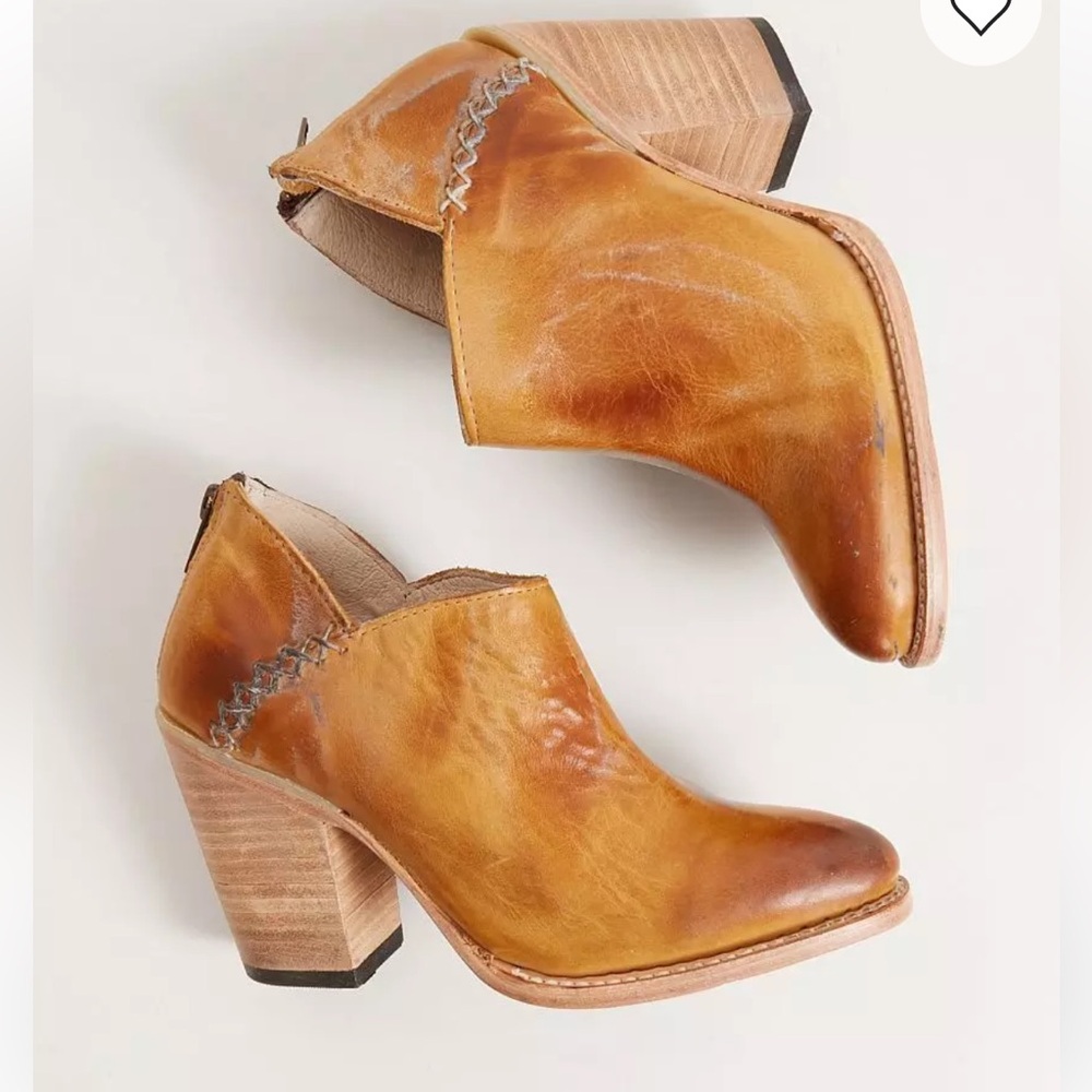 Freebird by Steven Steel Distressed Tan Leather Ankle Booties Women’s Size 10